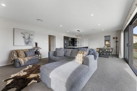 Photo of property in 6 Kingsgate Lane, Waihola, Milton, 9073