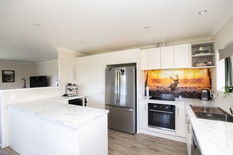 Photo of property in 55 Darlington Street, Ngatea, 3503