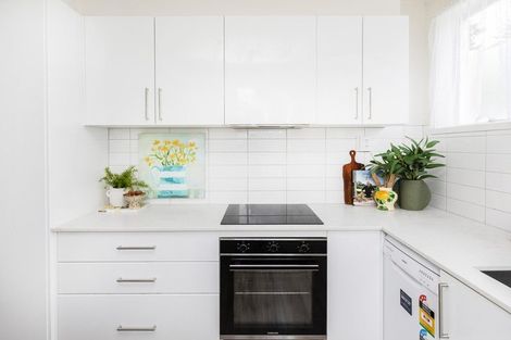 Photo of property in 2/80 Vogel Street, Richmond, Christchurch, 8013