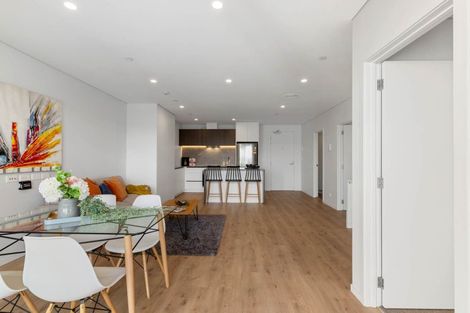 Photo of property in 421/3 Kaipiho Lane, Albany, Auckland, 0632