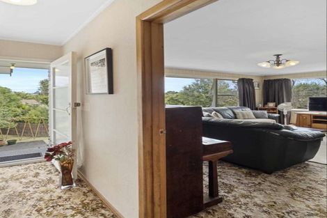 Photo of property in 37 Linwood Avenue, Forrest Hill, Auckland, 0620