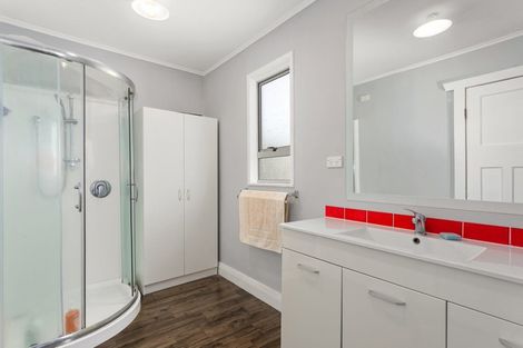 Photo of property in 24 Tawa Street, Edgecumbe, 3120