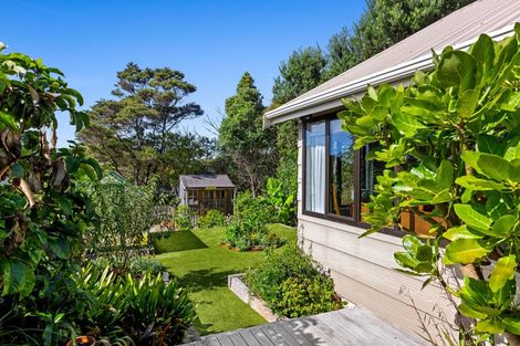 Photo of property in 20 Miraka Place, Birkenhead, Auckland, 0626