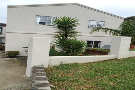 Photo of property in 8 Nor'east Drive, Northcross, Auckland, 0632