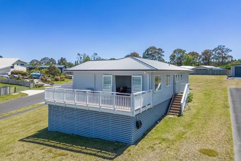 Photo of property in 2 Wai Kite Kite Place, Motuoapa, 3382