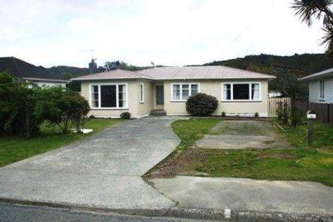 Photo of property in 141 Wise Street, Wainuiomata, Lower Hutt, 5014