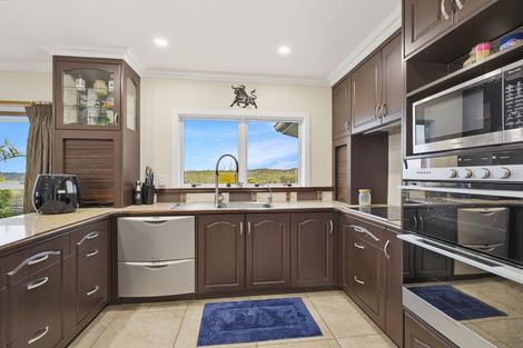 Photo of property in 254 Gorge Road, Maungaturoto, 0588