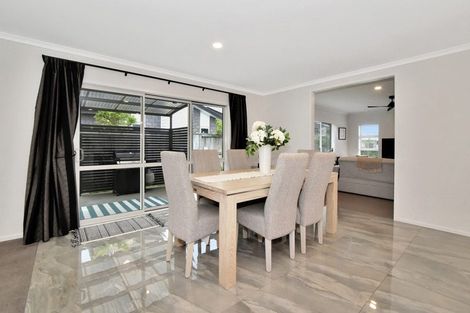 Photo of property in 39 Montia Close, Papamoa Beach, Papamoa, 3118