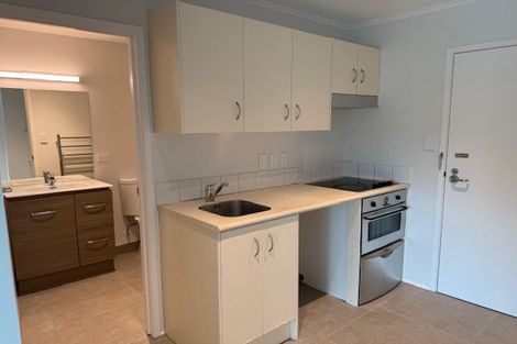 Photo of property in 7d/30 Westward Ho, Glen Eden, Auckland, 0602