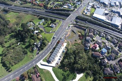 Photo of property in 3/147 Albany Highway, Unsworth Heights, Auckland, 0632