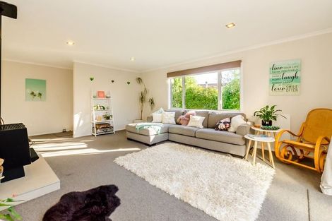 Photo of property in 16 Kanawa Street, Waikanae, 5036