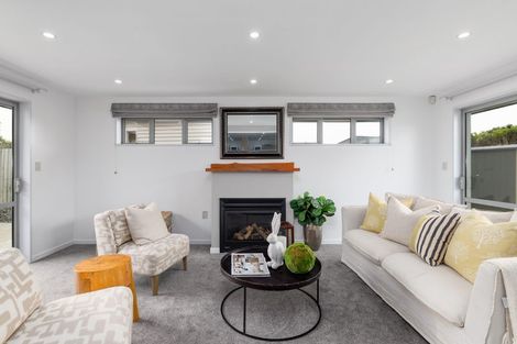 Photo of property in 262a Greers Road, Bryndwr, Christchurch, 8053