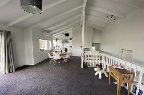 Photo of property in 25 Montclair Rise, Browns Bay, Auckland, 0630