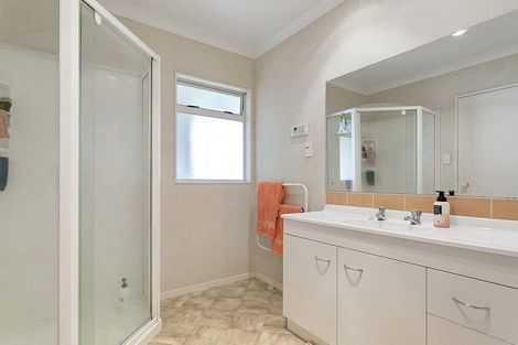 Photo of property in 10 Kittow Street, Tirau, 3410