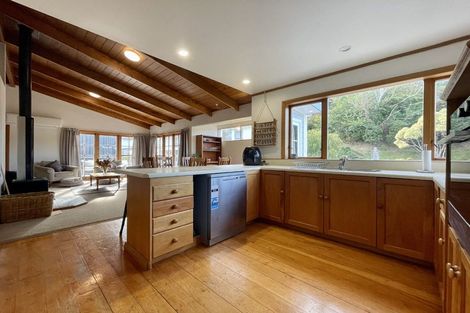 Photo of property in 2b Stanley Street, Berhampore, Wellington, 6023