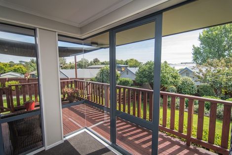 Photo of property in 52 Temple Crescent, Gleniti, Timaru, 7910