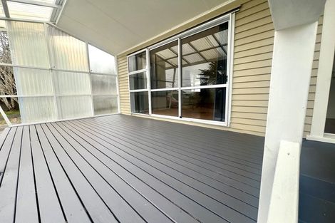 Photo of property in 5 Lex Avenue, Green Bay, Auckland, 0604