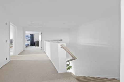 Photo of property in 20a Putiputi Way, Papakura, 2110