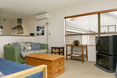 Photo of property in 3a Dorothy Drive, Acacia Bay, Taupo, 3330