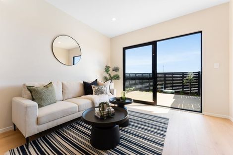 Photo of property in 12 Greenbrier Street, Westgate, 0814