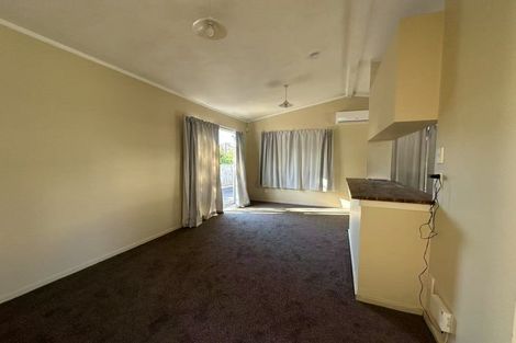 Photo of property in 39 Tomo Street, New Lynn, Auckland, 0600