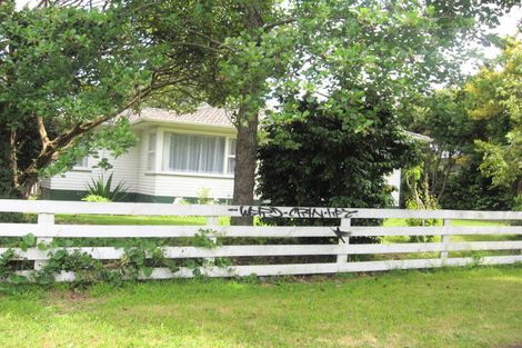 Photo of property in 38 Tairere Crescent, Rosehill, Papakura, 2113