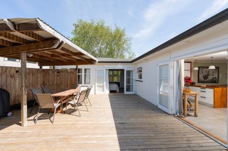 Photo of property in 10 Pitama Road, Awapuni, Palmerston North, 4412