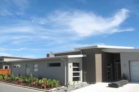 Photo of property in 89 Aston Drive, Waimairi Beach, Christchurch, 8083