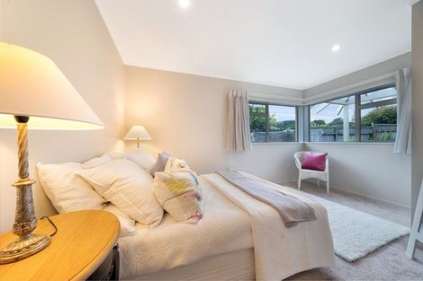 Photo of property in 50 Settlers Grove, Orewa, 0931