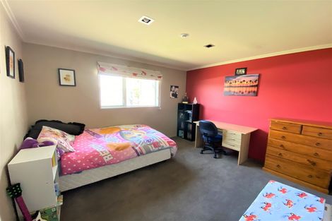 Photo of property in 6 Solway Place, Mosgiel, 9024