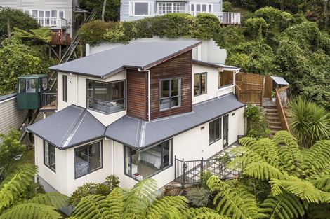 Photo of property in 3 Wadestown Road, Wadestown, Wellington, 6012