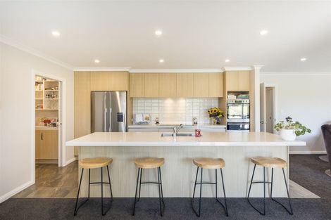 Photo of property in 20 Tula Lane, Kelvin Grove, Palmerston North, 4470