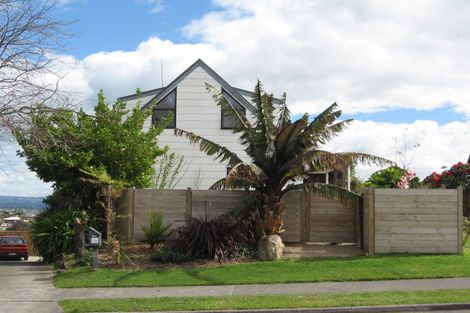 Photo of property in 18 Pelorus Street, Welcome Bay, Tauranga, 3112