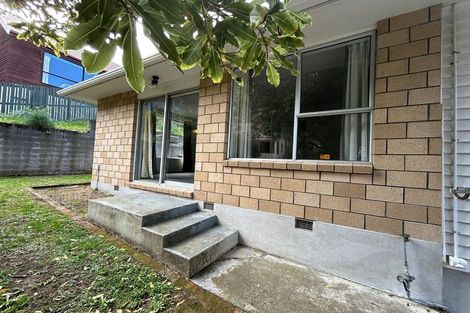 Photo of property in 46a Hawkhurst Road, Lyttelton, 8082