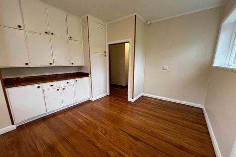 Photo of property in 49 Savage Crescent, West End, Palmerston North, 4412