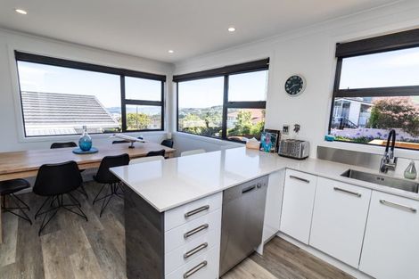 Photo of property in 24 Taieri Crescent, Kelson, Lower Hutt, 5010