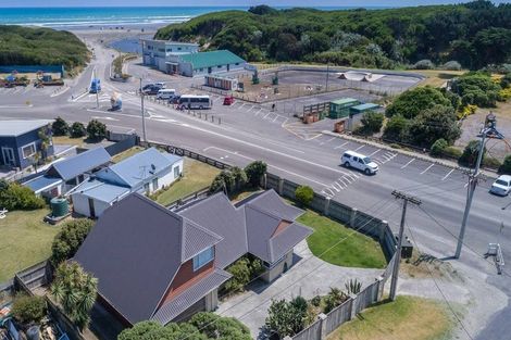 Photo of property in 9 Koputara Road, Himatangi Beach, Foxton, 4891
