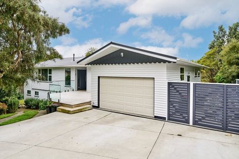 Photo of property in 5 Saint Francis Grove, Waterloo, Lower Hutt, 5011