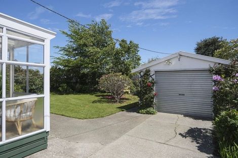 Photo of property in 28 Alma Street, Dannevirke, 4930