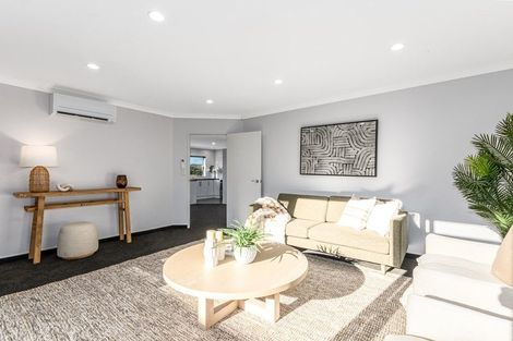 Photo of property in 38 Tongariro Drive, Aotea, Porirua, 5024