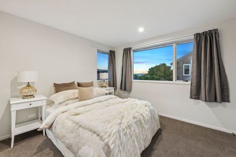Photo of property in 4b Bosun Place, Te Atatu Peninsula, Auckland, 0610