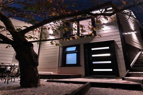 Photo of property in 12 Stafford Street, Mount Victoria, Wellington, 6011