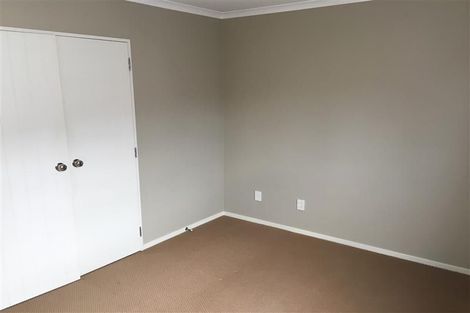 Photo of property in 25 Aorangi Place, Birkenhead, Auckland, 0626