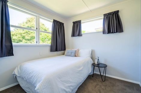 Photo of property in 104 Tilley Road, Paekakariki, 5034