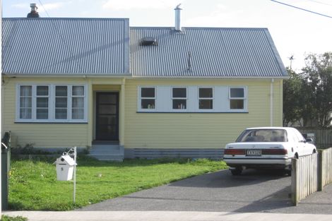 Photo of property in 5 Burke Grove, Naenae, Lower Hutt, 5011