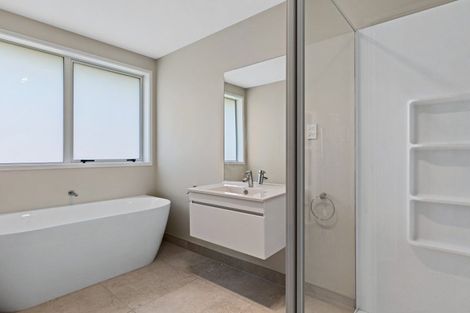 Photo of property in 814b Papamoa Beach Road, Papamoa Beach, Papamoa, 3118