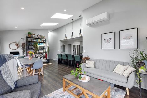 Photo of property in 27 Te Kio Crescent, Papamoa Beach, Papamoa, 3118