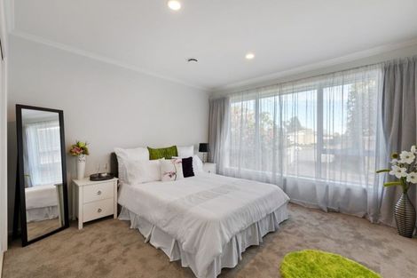 Photo of property in 14 Dunluce Place, Hornby, Christchurch, 8042