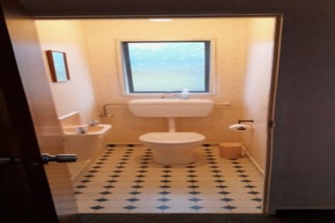 Photo of property in 2/701 Roberts Street, Hastings, 4122