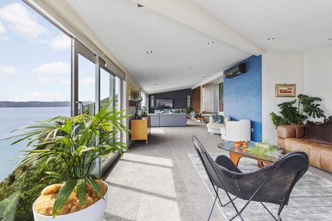 Photo of property in 6 Zaida Way, Maupuia, Wellington, 6022